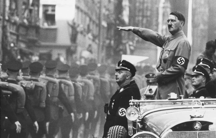 عکس تیپ شخصیتی هیتلر چیست